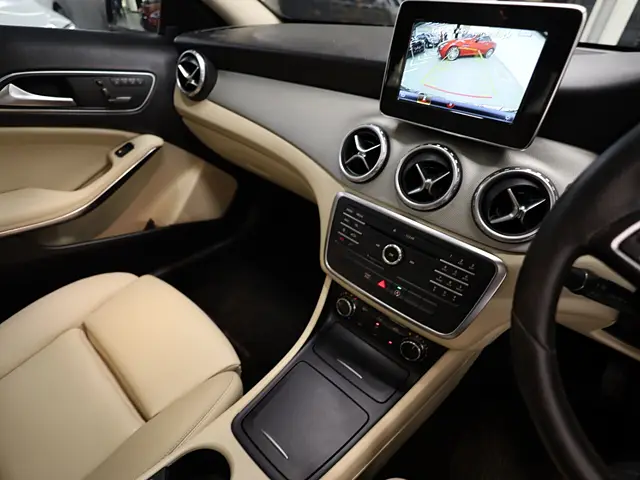 Used Mercedes-Benz GLA [2014-2017] 200 Sport in Delhi