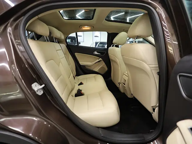 Used Mercedes-Benz GLA [2014-2017] 200 Sport in Delhi