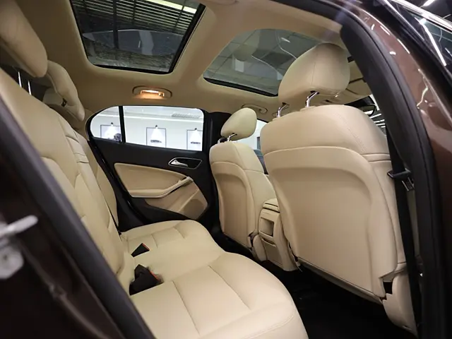 Used Mercedes-Benz GLA [2014-2017] 200 Sport in Delhi