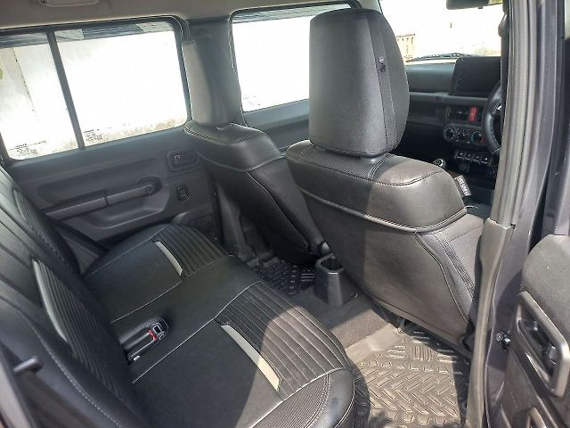 Used Maruti Suzuki Jimny Alpha MT in Kanpur