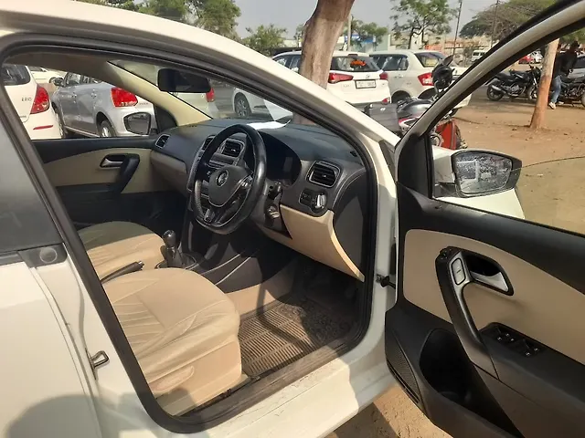 Used Volkswagen Polo [2016-2019] Highline1.2L (P) in Nashik