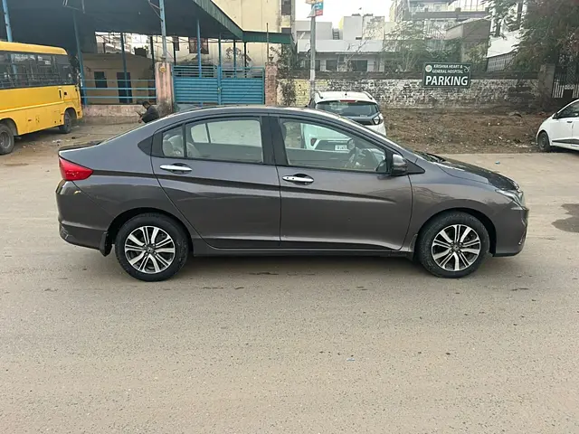Used Honda City 4th Generation V CVT Petrol [2017-2019] in Jaipur