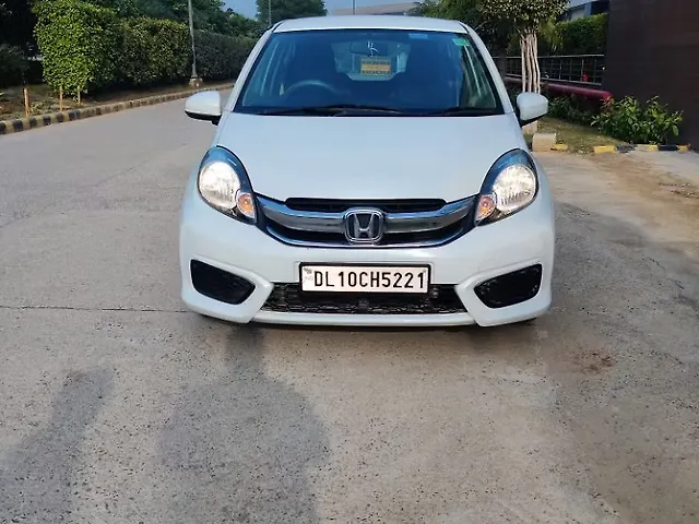 Used 2017 Honda Brio in Delhi