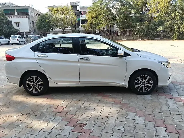 Used Honda City 4th Generation V CVT Petrol [2017-2019] in Ahmedabad