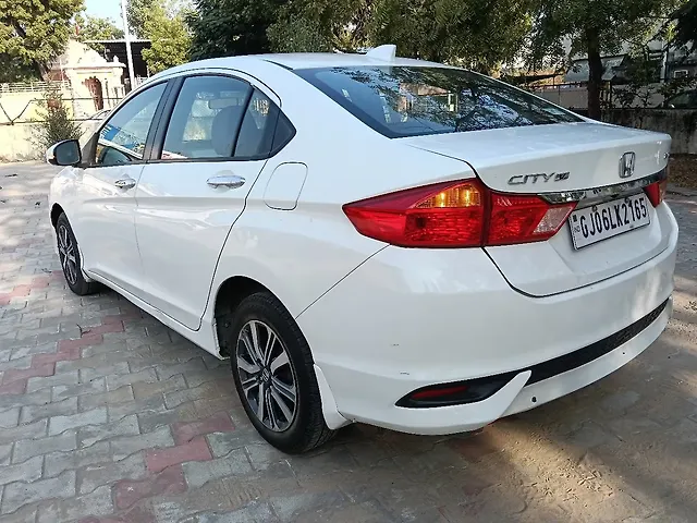 Used Honda City 4th Generation V CVT Petrol [2017-2019] in Ahmedabad