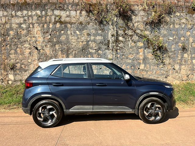 Used Hyundai Venue [2019-2022] SX 1.0 Dual Tone Petrol in Mangalore