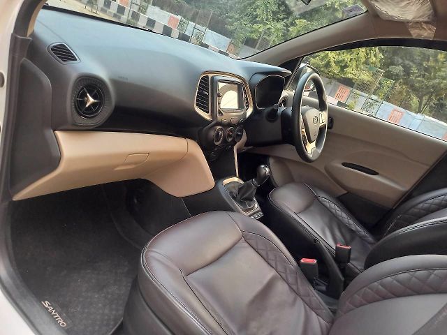 Used Hyundai Santro Sportz AMT in Kanpur