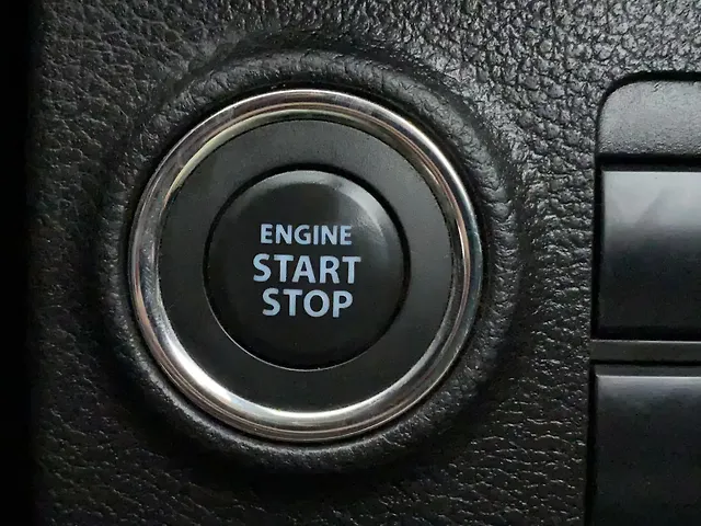 Used Maruti Suzuki Brezza ZXi [2023-2025] in Ahmedabad