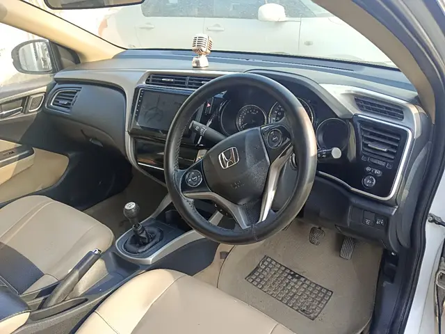 Used Honda City 4th Generation V CVT Petrol [2017-2019] in Ludhiana