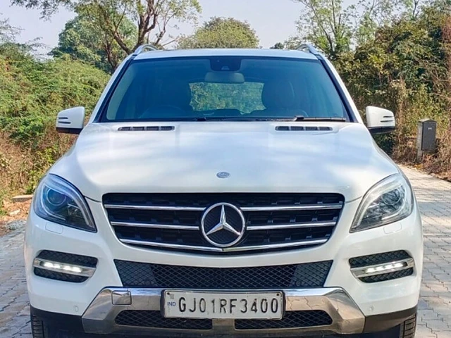 Second Hand 2014 Mercedes-Benz M-Class ML 250 CDI for sale at Rs. 17,00,000 in Ahmedabad. Second Hand 2014 Mercedes-Benz M-Class ML 250 CDI for sale at Rs. 17,00,000 in Ahmedabad.