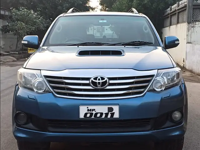 Used 2012 Toyota Fortuner in Indore