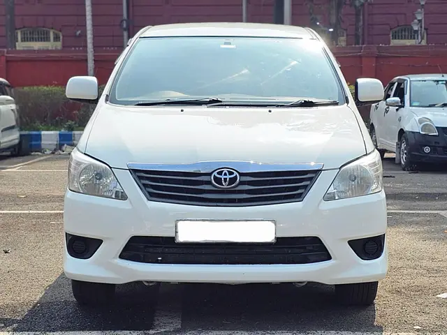 Used 2016 Toyota Innova in Kolkata