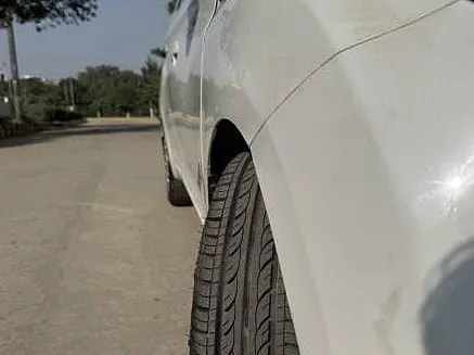 Used Hyundai Eon Sportz in Noida