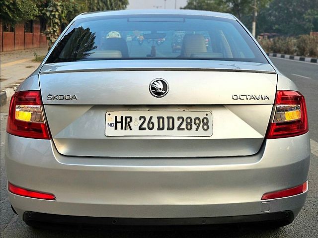 Used Skoda Octavia [2015-2017] 1.8 TSI Ambition Plus AT in Delhi