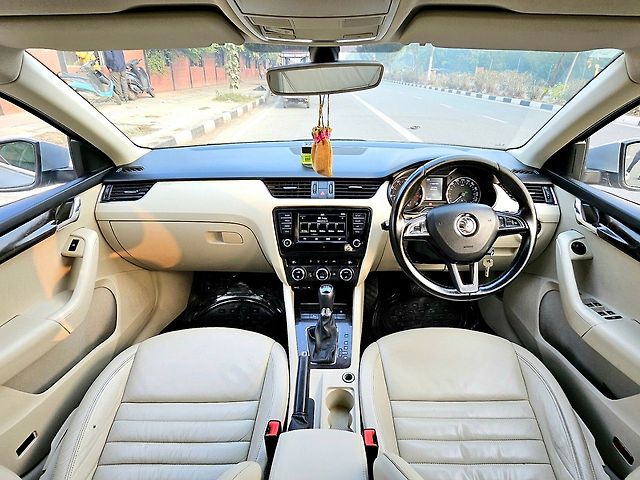 Used Skoda Octavia [2015-2017] 1.8 TSI Ambition Plus AT in Delhi