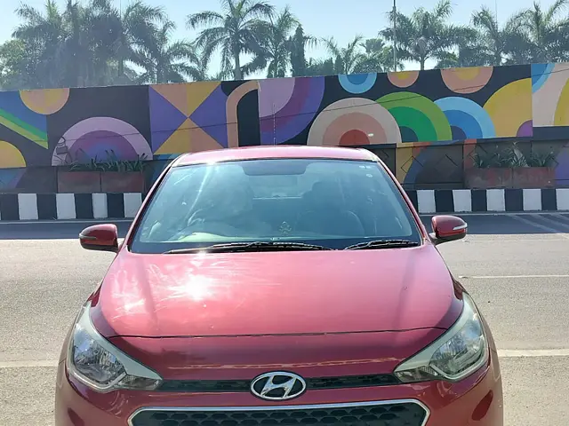 Used 2016 Hyundai Elite i20 in Valsad