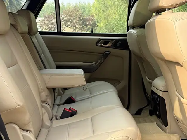 Used Ford Endeavour Titanium Plus 3.2 4x4 AT in Chandigarh