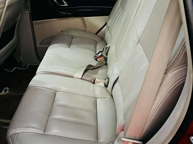 Used Mahindra XUV500 [2015-2018] W8 AT [2015-2017] in Chandigarh