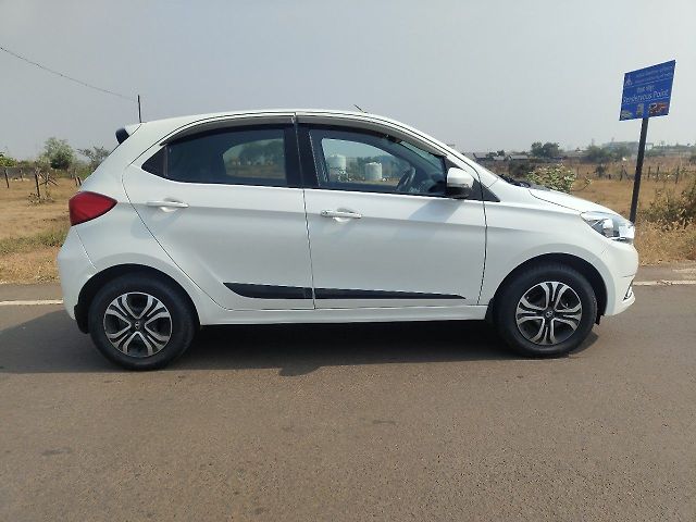Used Tata Tiago [2016-2020] Revotron XZ in Kolhapur