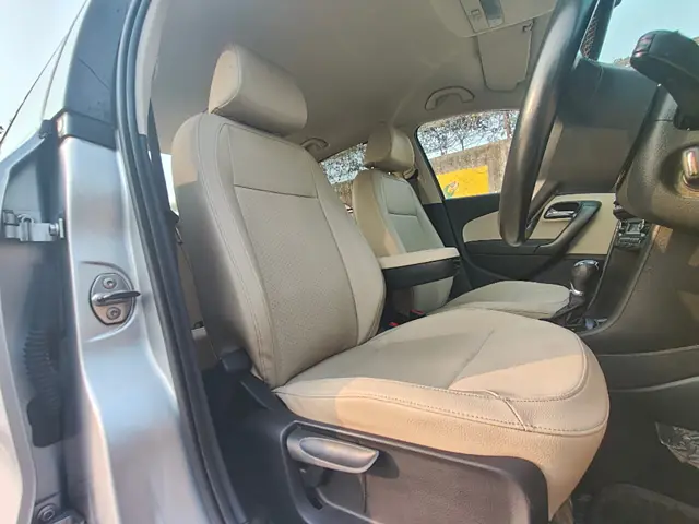 Used Skoda Rapid Style 1.6 MPI AT in Mumbai