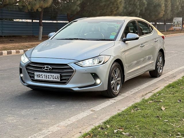 Used Hyundai Elantra [2016-2019] 1.6 SX (O) AT in Chandigarh