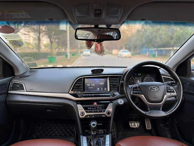 Used Hyundai Elantra [2016-2019] 1.6 SX (O) AT in Chandigarh