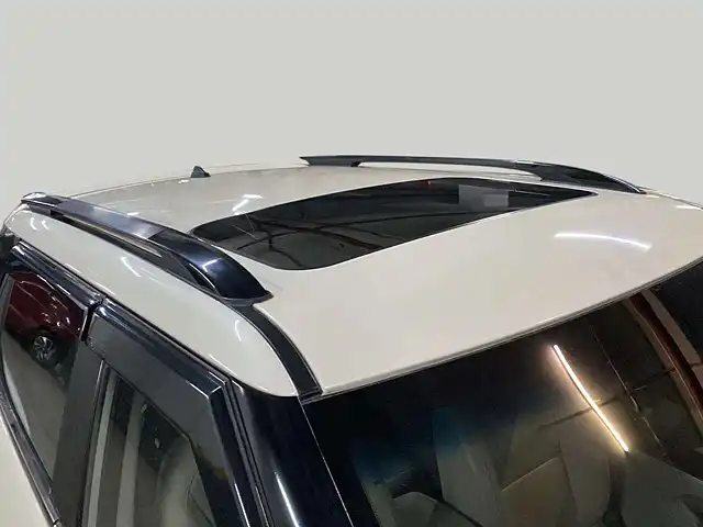 Used Mahindra XUV300 [2019-2024] W8 (O) 1.5 Diesel [2020] in Chandigarh