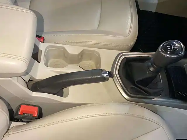 Used Mahindra XUV300 [2019-2024] W8 (O) 1.5 Diesel [2020] in Chandigarh
