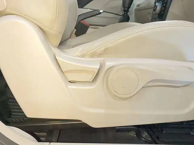 Used Mahindra XUV300 [2019-2024] W8 (O) 1.5 Diesel [2020] in Chandigarh
