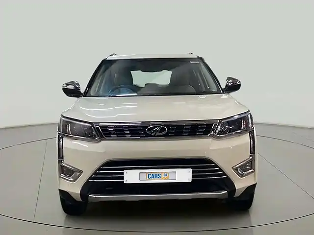 Used Mahindra XUV300 [2019-2024] W8 (O) 1.5 Diesel [2020] in Chandigarh