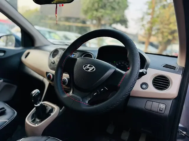 Used Hyundai Grand i10 Sportz (O) U2 1.2 CRDi [2017-2018] in Vadodara