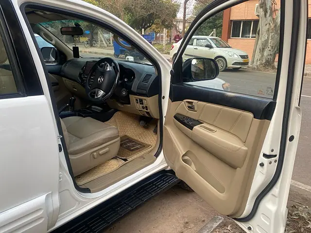 Used Toyota Fortuner [2012-2016] 3.0 4x2 AT in Chandigarh