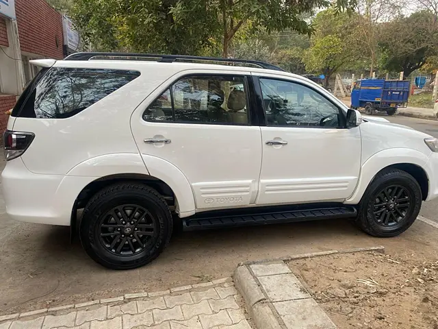 Used Toyota Fortuner [2012-2016] 3.0 4x2 AT in Chandigarh