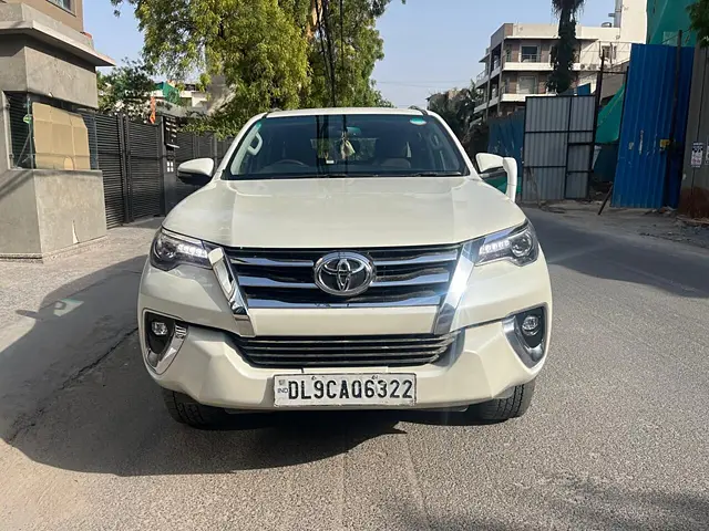 Used Toyota Fortuner [2016-2021] 2.8 4x2 MT [2016-2020] in Delhi