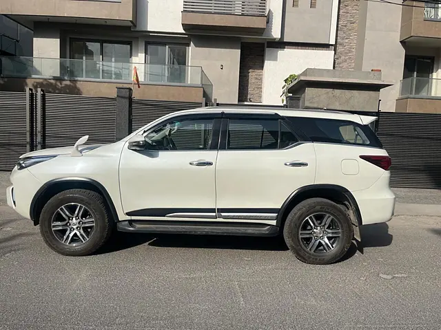 Used Toyota Fortuner [2016-2021] 2.8 4x2 MT [2016-2020] in Delhi