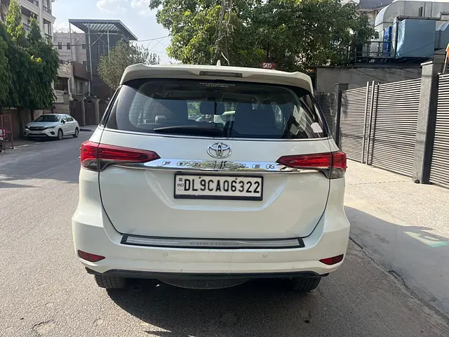 Used Toyota Fortuner [2016-2021] 2.8 4x2 MT [2016-2020] in Delhi