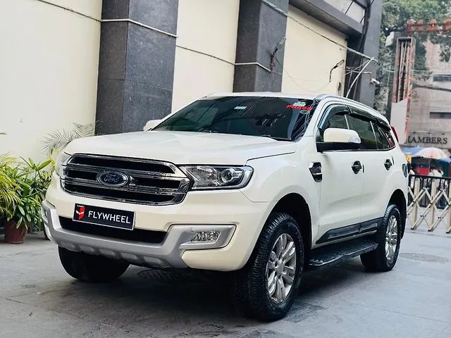 Used 2017 Ford Endeavour in Kolkata