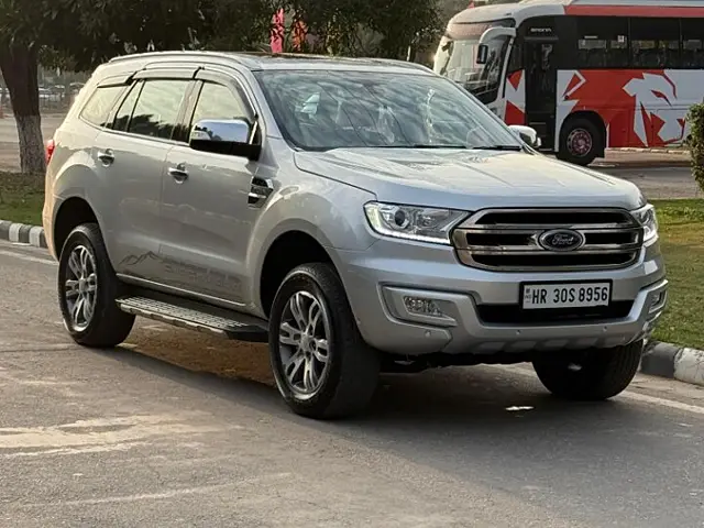 Used Ford Endeavour [2016-2019] Titanium 3.2 4x4 AT in Chandigarh