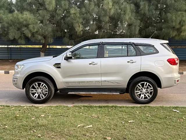 Used Ford Endeavour [2016-2019] Titanium 3.2 4x4 AT in Chandigarh