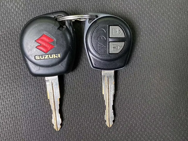 Used Maruti Suzuki Vitara Brezza [2016-2020] ZDi in Ahmedabad