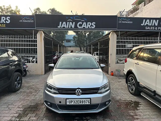 Used 2013 Volkswagen Jetta in Lucknow