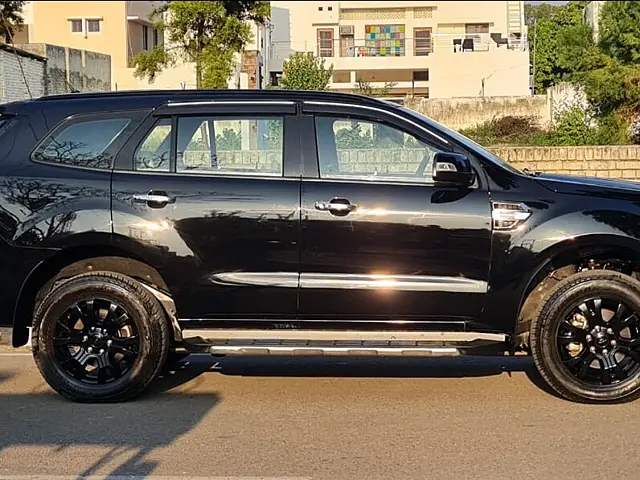 Used Ford Endeavour Titanium Plus 2.0 4x4 AT in Chandigarh
