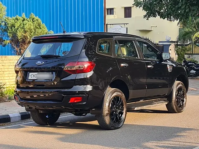 Used Ford Endeavour Titanium Plus 2.0 4x4 AT in Chandigarh