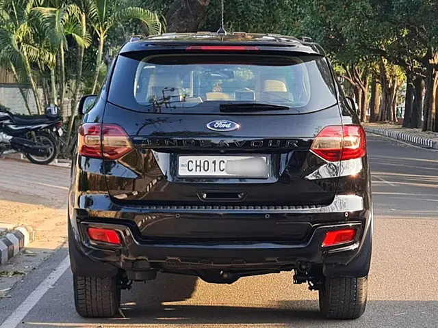 Used Ford Endeavour Titanium Plus 2.0 4x4 AT in Chandigarh