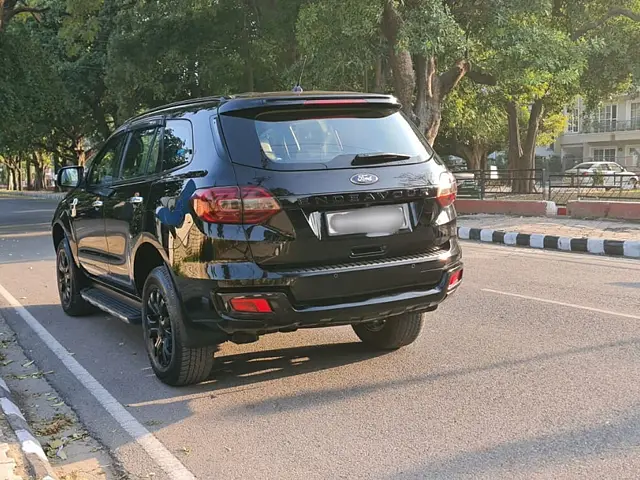 Used Ford Endeavour Titanium Plus 2.0 4x4 AT in Chandigarh