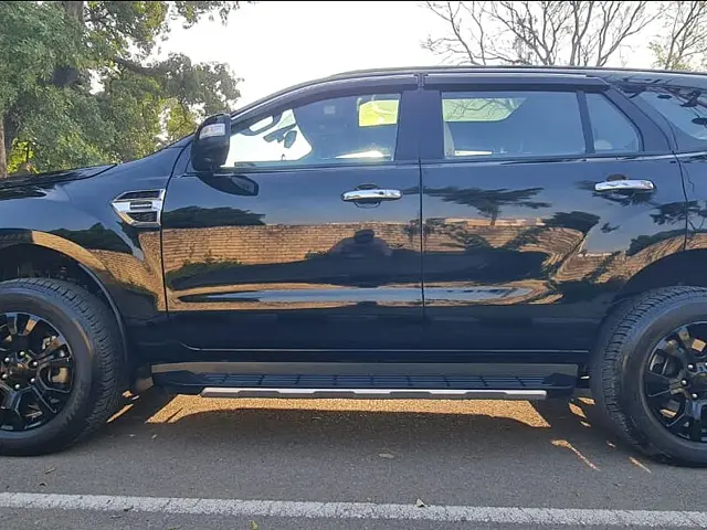 Used Ford Endeavour Titanium Plus 2.0 4x4 AT in Chandigarh