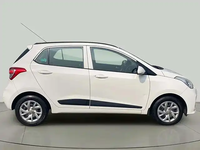 Used Hyundai Grand i10 Sportz (O) U2 1.2 CRDi [2017-2018] in Rajkot