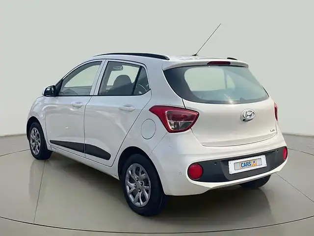 Used Hyundai Grand i10 Sportz (O) U2 1.2 CRDi [2017-2018] in Rajkot