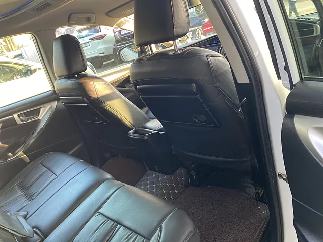Used Toyota Innova Crysta [2016-2020] 2.4 VX 7 STR [2016-2020] in Lucknow