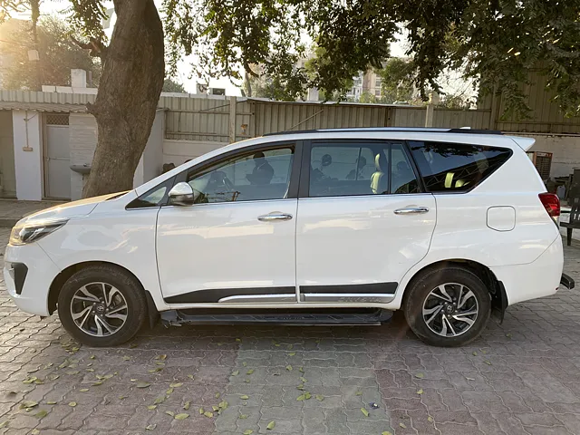 Used Toyota Innova Crysta [2016-2020] 2.4 VX 7 STR [2016-2020] in Lucknow